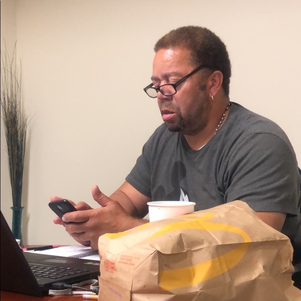 Meet your Posher, Jay